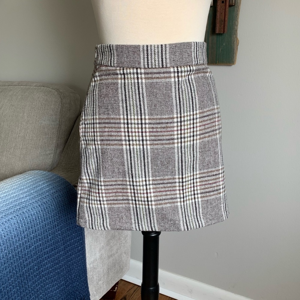 Plaid mini skirt